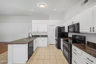 825 N 94th Pl, Mesa, AZ 85207 - Photo 5