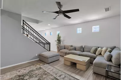 3432 E Lance Lane, Phoenix, AZ 85018 - Photo 11