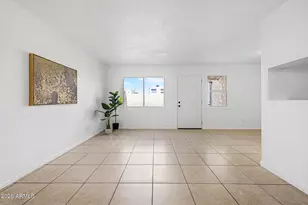 5206 N 42nd Ln, Phoenix, AZ 85019 - Photo 7