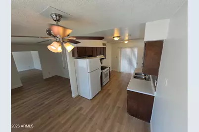 3850 W Caribbean Lane, Phoenix, AZ 85053 - Photo 3
