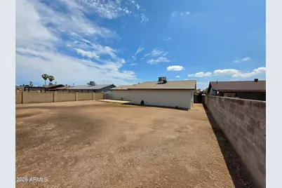 3850 W Caribbean Lane, Phoenix, AZ 85053 - Photo 25
