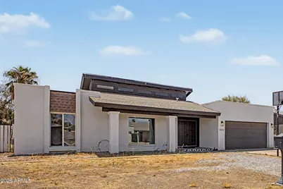 3933 W Sharon Avenue, Phoenix, AZ 85029 - Photo 1