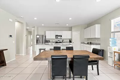 4511 S 104th Drive, Tolleson, AZ 85353 - Photo 9