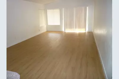9139 W Canyon Drive, Peoria, AZ 85382 - Photo 3