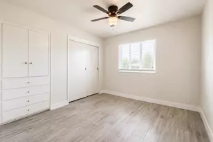 3739 W Flynn Ln, Phoenix, AZ 85019 - Photo 11
