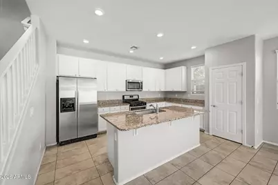 2929 S Colorado Street, Chandler, AZ 85286 - Photo 13