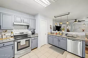 564 W Jardin Loop, Casa Grande, AZ 85122 - Photo 15