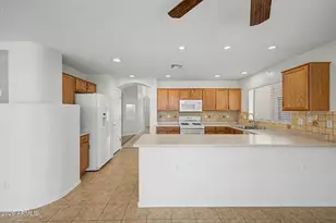 15249 W Post Dr, Surprise, AZ 85374 - Photo 17