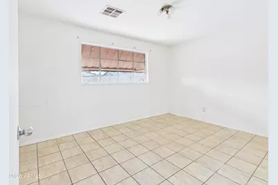 5734 N 36th Drive, Phoenix, AZ 85019 - Photo 17