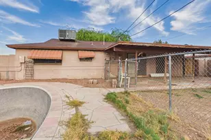 5734 N 36th Dr, Phoenix, AZ 85019 - Photo 25
