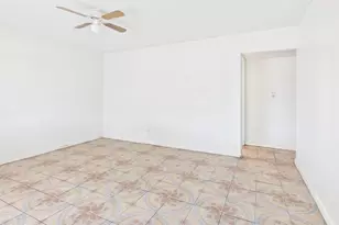 5734 N 36th Dr, Phoenix, AZ 85019 - Photo 11