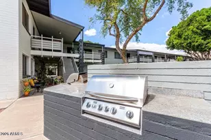 749 E Montebello Ave, Phoenix, AZ 85014 - Photo 9