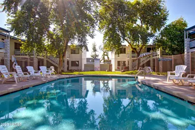 749 E Montebello Avenue #125, Phoenix, AZ 85014 - Photo 1