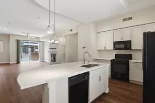 6605 N 93RD Ave, Glendale, AZ 85305 - Photo 9