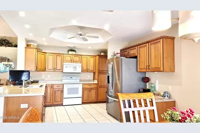 7952 E Navarro Avenue, Mesa, AZ 85209 - Photo 7