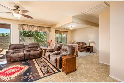 20148 N Big Dipper Drive, Maricopa, AZ 85138 - Photo 11