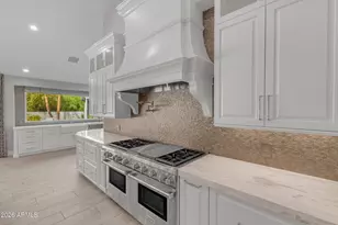 9016 N 60th St, Paradise Valley, AZ 85253 - Photo 17