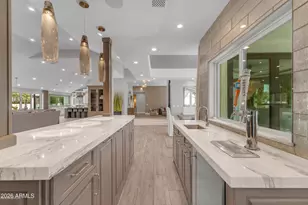 9016 N 60th St, Paradise Valley, AZ 85253 - Photo 23