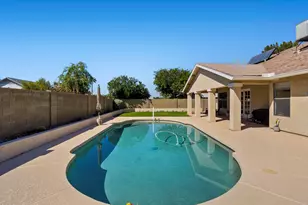 1443 E Wickieup Ln, Phoenix, AZ 85024 - Photo 35