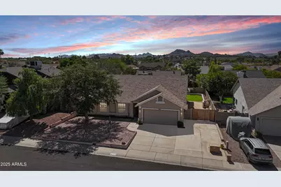 1443 E Wickieup Lane, Phoenix, AZ 85024 - Photo 47