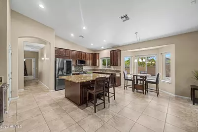 15250 W Becker Lane, Surprise, AZ 85379 - Photo 7