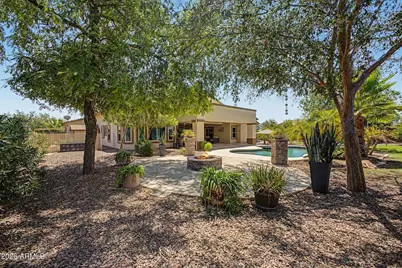 15250 W Becker Lane, Surprise, AZ 85379 - Photo 35