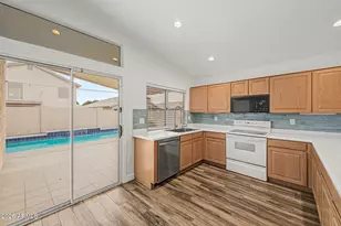 3545 E Utopia Rd, Phoenix, AZ 85050 - Photo 11