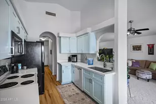 19270 N 116th Ln, Surprise, AZ 85378 - Photo 11