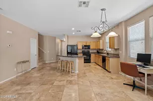 22921 N 19th Way, Phoenix, AZ 85024 - Photo 13