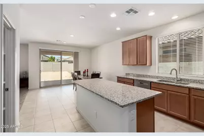 17622 W Missouri Avenue, Litchfield Park, AZ 85340 - Photo 5