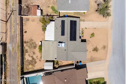 2402 N 36th Place, Phoenix, AZ 85008 - Photo 25