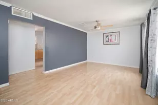 2402 N 36th Pl, Phoenix, AZ 85008 - Photo 3