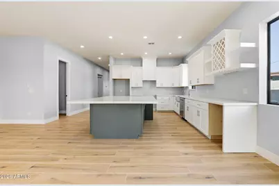 415 S Robert Road S, Tempe, AZ 85281 - Photo 17