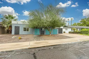 7526 E Coolidge St, Scottsdale, AZ 85251 - Photo 1
