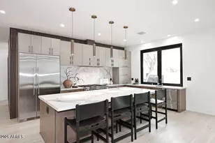 3106 N Valencia Ln, Phoenix, AZ 85018 - Photo 3