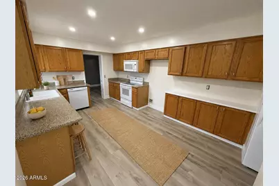 815 E Cavalier Drive, Phoenix, AZ 85014 - Photo 5