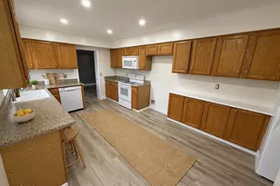 815 E Cavalier Dr, Phoenix, AZ 85014 - Photo 5