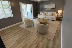 815 E Cavalier Dr, Phoenix, AZ 85014 - Photo 13