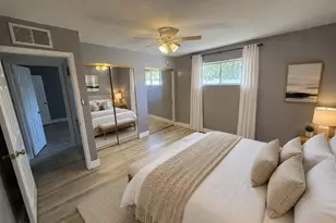 815 E Cavalier Dr, Phoenix, AZ 85014 - Photo 17