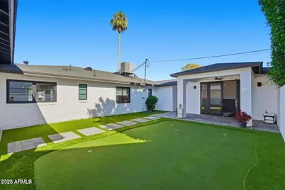 3901 E Weldon Avenue, Phoenix, AZ 85018 - Photo 23