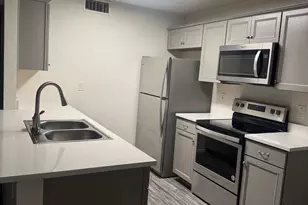 5236 W Peoria Ave, Glendale, AZ 85302 - Photo 1