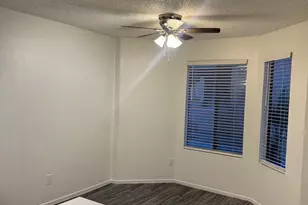 5236 W Peoria Ave, Glendale, AZ 85302 - Photo 3