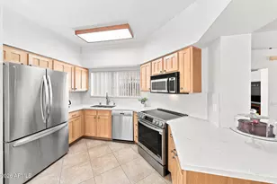 17061 N Moccasin Trail, Surprise, AZ 85374 - Photo 19