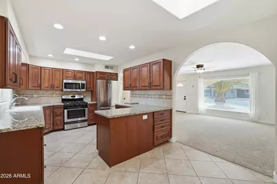 10226 W Palmer Drive, Sun City, AZ 85351 - Photo 9