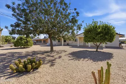 10226 W Palmer Drive, Sun City, AZ 85351 - Photo 31