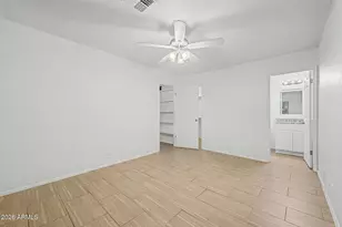 8101 N 107th Ave, Peoria, AZ 85345 - Photo 17