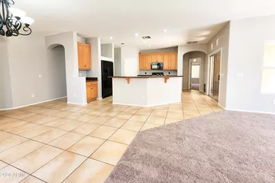 10625 W Salter Drive, Peoria, AZ 85382 - Photo 7