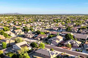 22422 N 80th Ln, Peoria, AZ 85383 - Photo 7