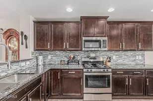 3915 S 186th Ln, Goodyear, AZ 85338 - Photo 15