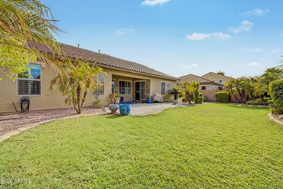 2724 E Bridgeport Parkway, Gilbert, AZ 85295 - Photo 33